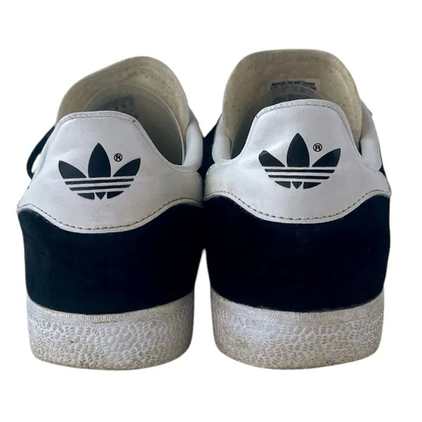Adidas Gazelle Womens Black White Suede Leather Lace Up Low Top Sneakers Shoes 5 - Image 3