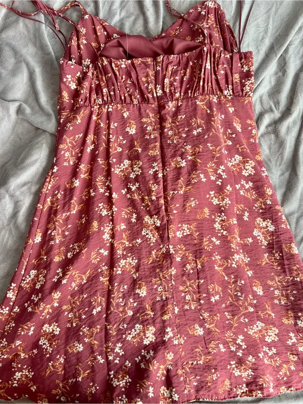 Burgundy Floral Spaghetti Strap Mini Dress - Image 2