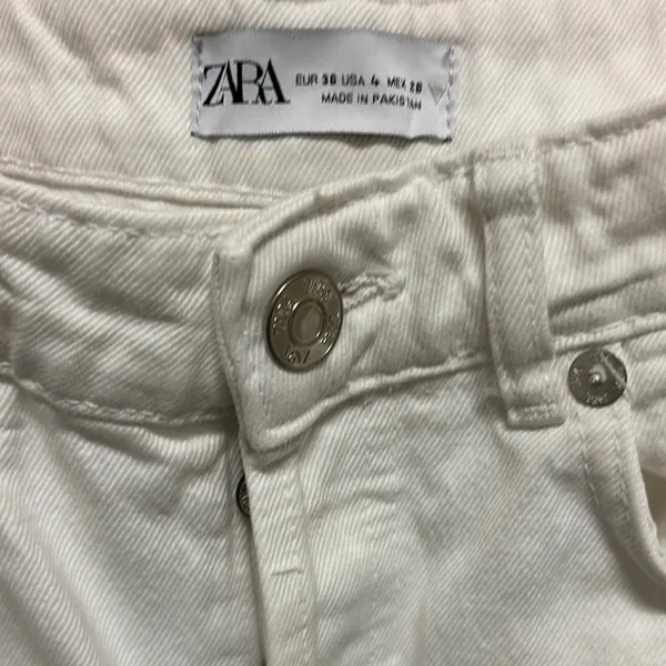 Zara White Straight Leg Jeans High-Waisted - Image 2
