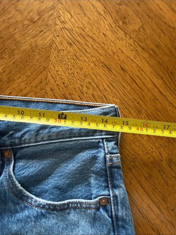 High Rise Levi’s 501 Shorts - Image 5