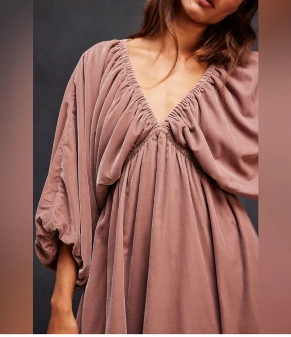 NEW FREE PEOPLE Portia Velvet Mini In Winter Bloom Size Medium - Image 3