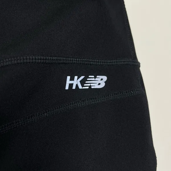 New Balance Black Athletic Workout Leggings Women’s size XL ruching at bottom - Image 4