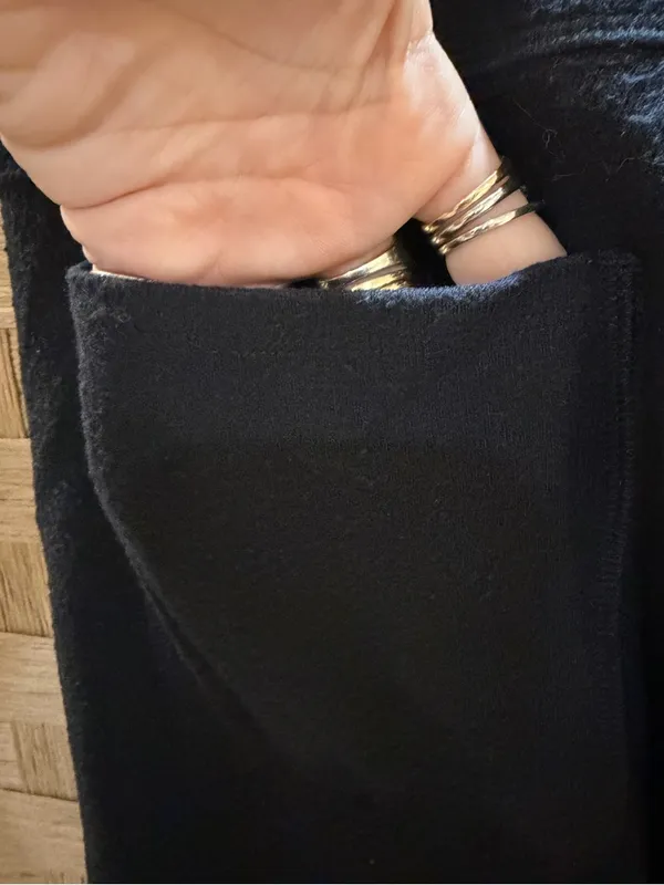 Alo Yoga Soho Sweatpants size XS/S GUC - Image 9