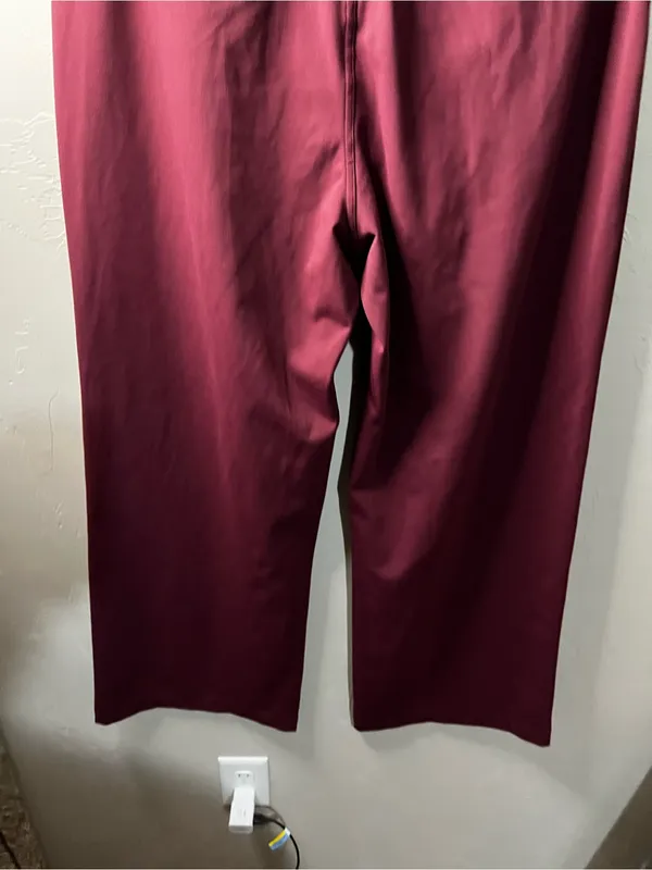 Halara NWT Flex DayStretch Burgundy Pleated Straight Leg High Rise Pants - Image 11