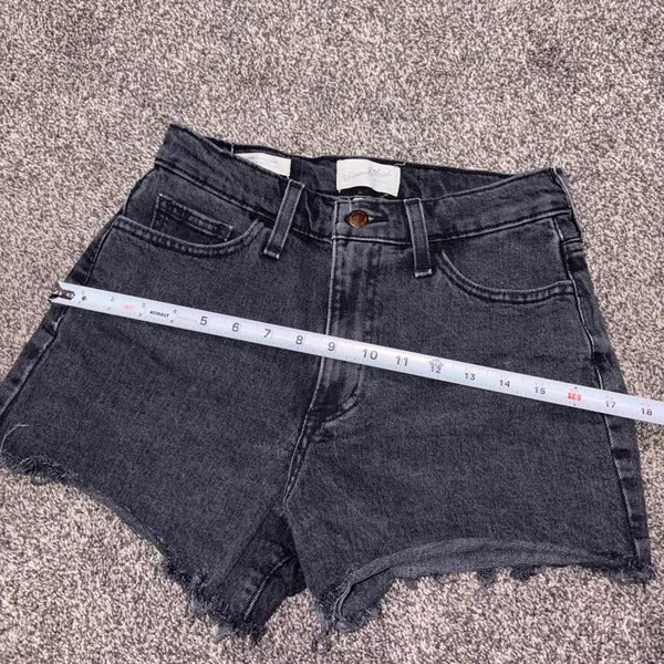 Universal Threads Black Denim Shorts Size 2 - Image 4