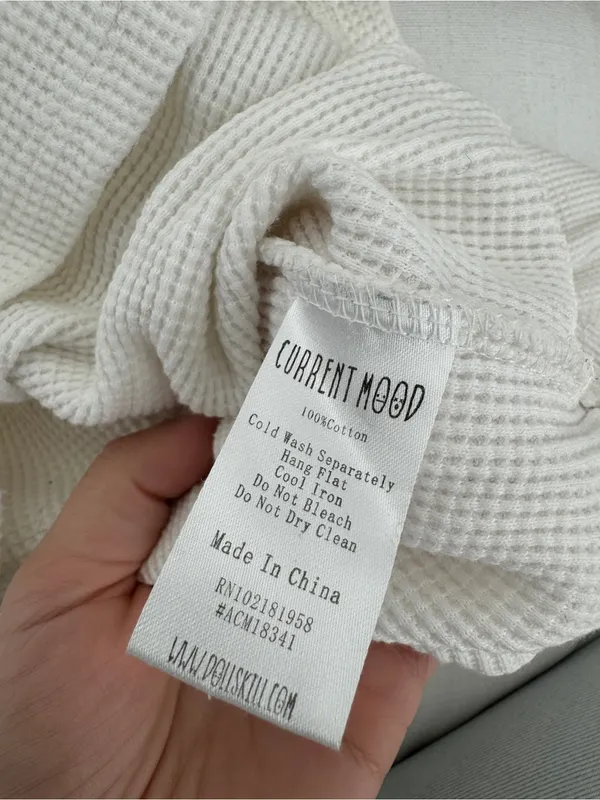 White Long-Sleeve Cropped Thermal Top - Image 6