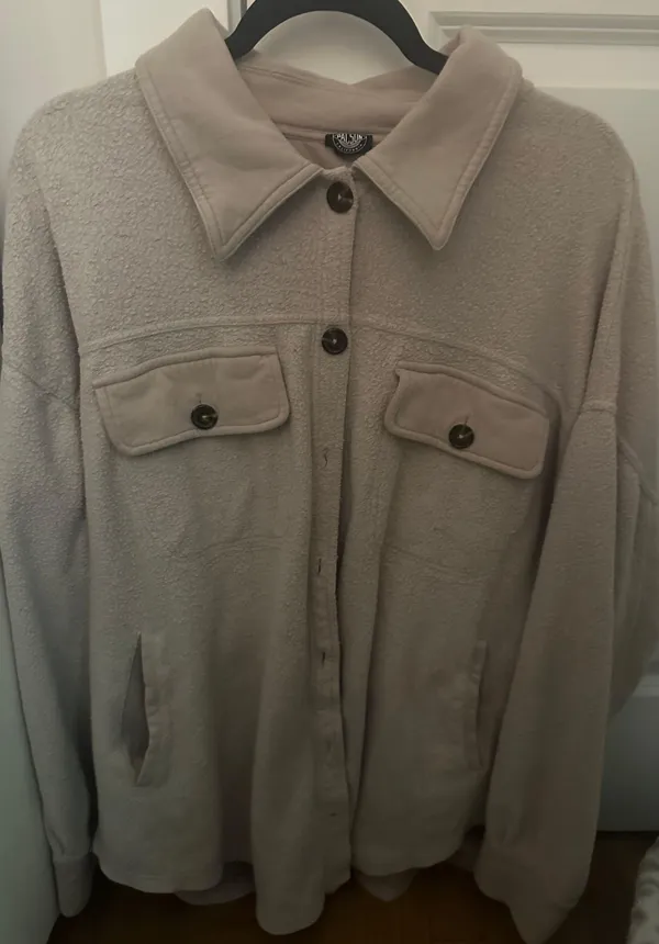 PacSun Women’s Shacket - Image 2