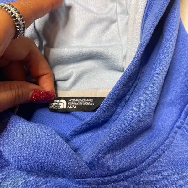 The‎ North Face Blue Logo Pullover Hoodie Sweatshirt Women’s Sz Medium Pocket - Image 2