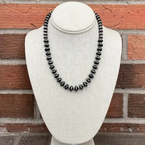 Navajo Style Pearl Graduated Saucer Necklace - Image 2