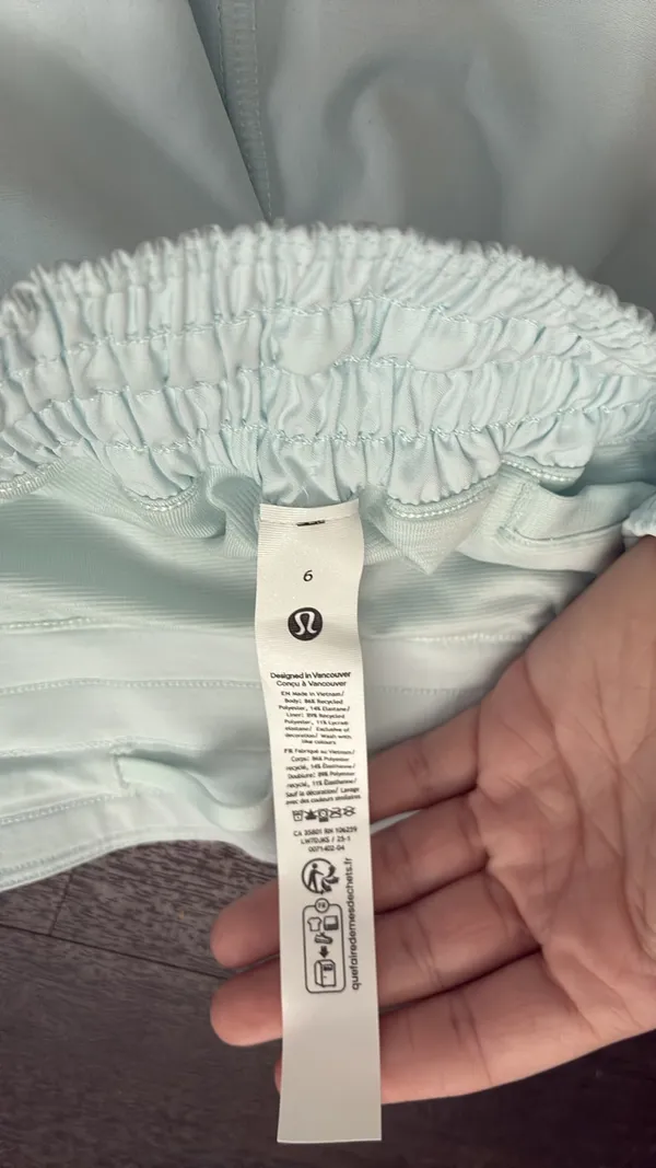 Hotty Hot Lululemon 4" shirts  - Image 4