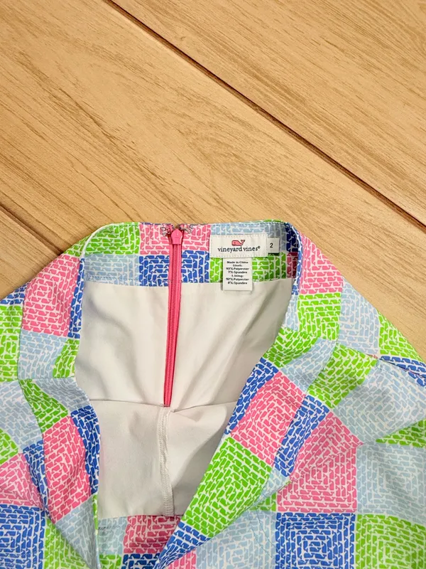 Vineyard Vines Golf Skort Womens 2 Patchwork Whale Pink Blue Green Tennis Preppy - Image 3