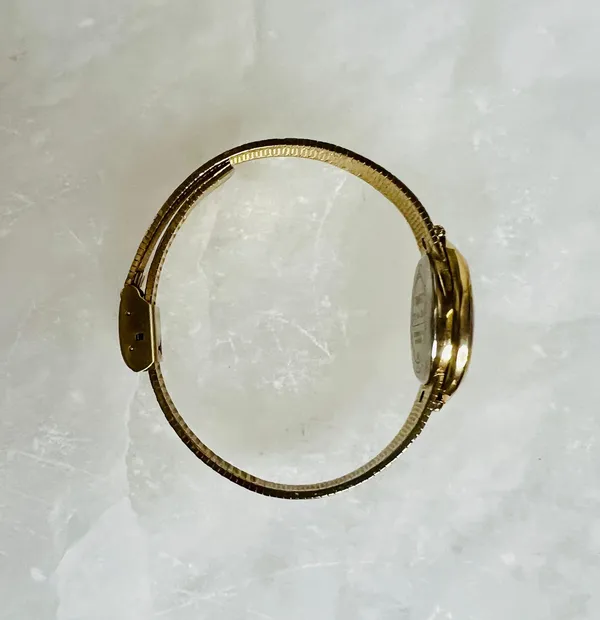 Timex Dainty Vintage Gold  Watch - Image 11