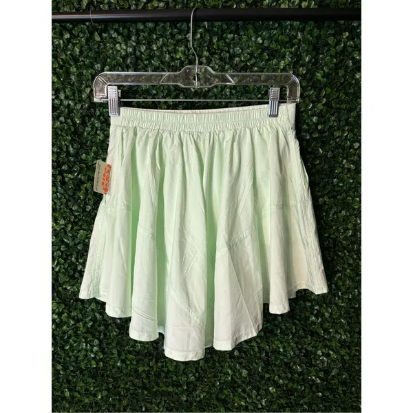 Free People Center Court Short High Rise NWT Aqua Glass Flowy Sz Small - Image 2