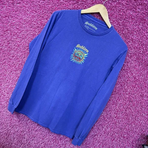 Sublime embroidered Sun Logo L/S Tee size small - Image 3