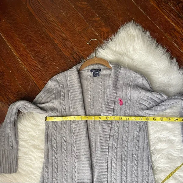 Grey Cardigan Sweater Open Wrap - Image 5
