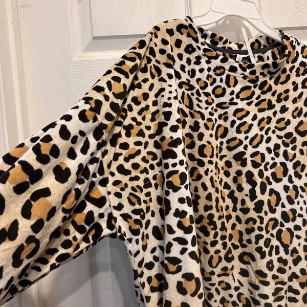 Joyspun Womens Leopard‎ Print Lounge Set Long Sleeve Top Pants Sleepwear Large - Image 3