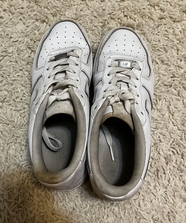 Nike Air Forces Size 5.5Y Or Women’s 7 - Image 4