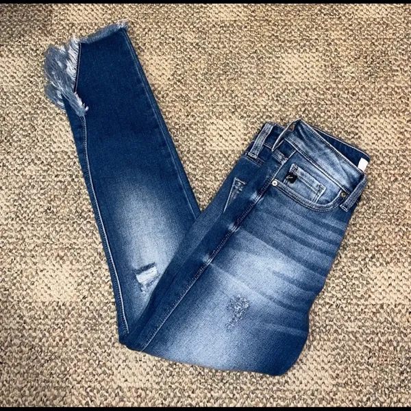 KanCan Jeans Size 23 - Image 7