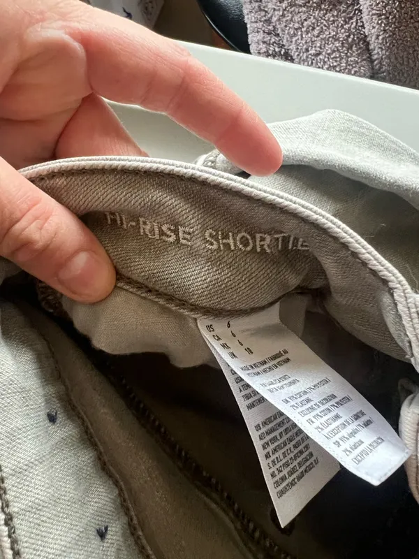 American Eagle - Super Super Stretch & Hi-Rise Shortie Shorts - Image 4