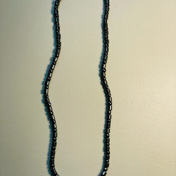 Black Hematite Cylind‎ Bead Necklace - Image 8