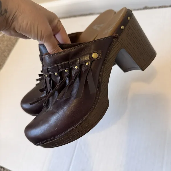 Dansko Shoes Womens Size 40 Leather Clogs Block Heel Stud Fringe Mule Retro - Image 8