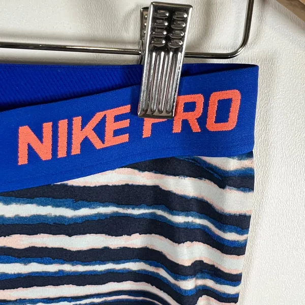 Nike Pro Dri-FIT Women Blue Pink‎ Striped Compression Athletic Shorts Size Large - Image 3