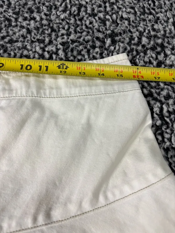DKNY White Denim Ruffled Mini Skirt Paneled A-Line High Waisted Size 8P 100% Cotton - Image 3