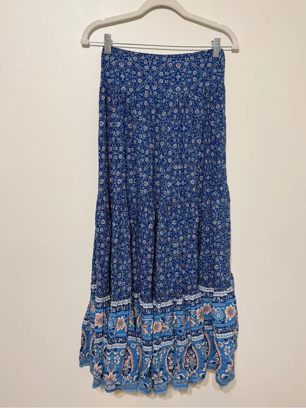 Natural Life Boho Maxi Skirt Size Small Blue Peach Floral Smocked - Image 2
