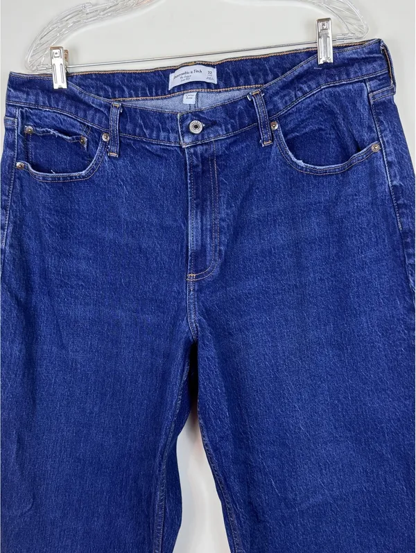 Abercrombie Curve Love The Baggy Low Rise Jeans Medium Wash Blue 32 Long - Image 9