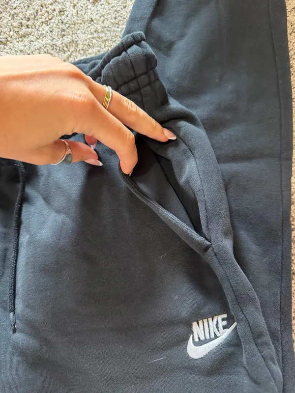 Nike Jogger Sweatpants - Image 3