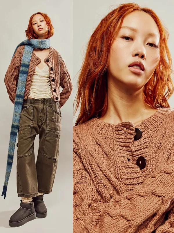 Free People • Bonfire Cable Knit Cardi cropped cardigan sweater chunky brown - Image 4
