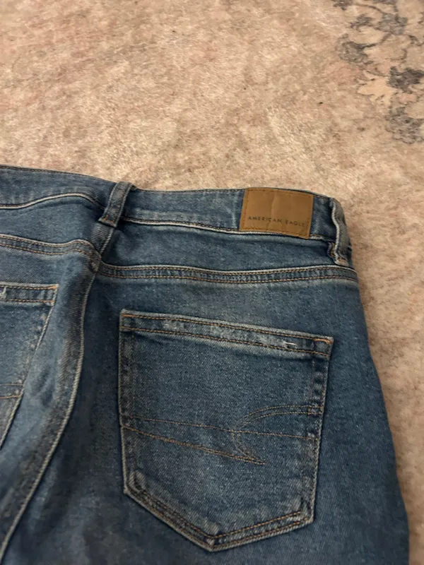 American Eagle Jeans - Image 5