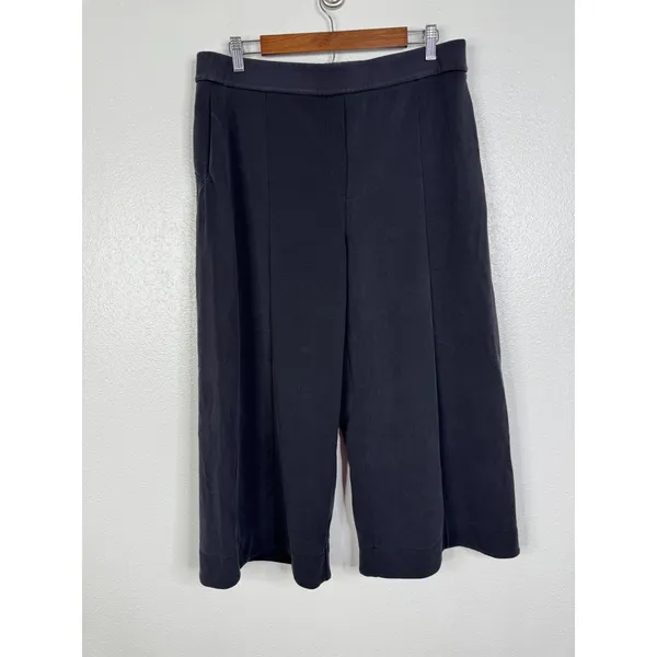 Lululemon Softstreme High-Rise Culotte Black Wide Leg Crop Pants Size 12 - Image 4