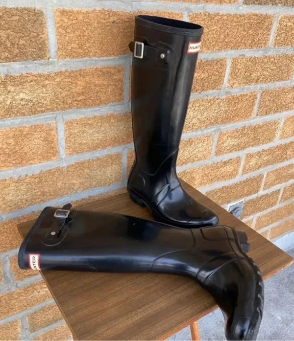 Hunter original tall boots size 6 - Image 9