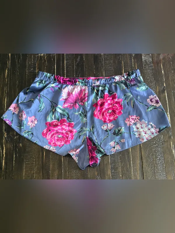 Victoria's Secret Satin Pajama Shorts Large - Image 2