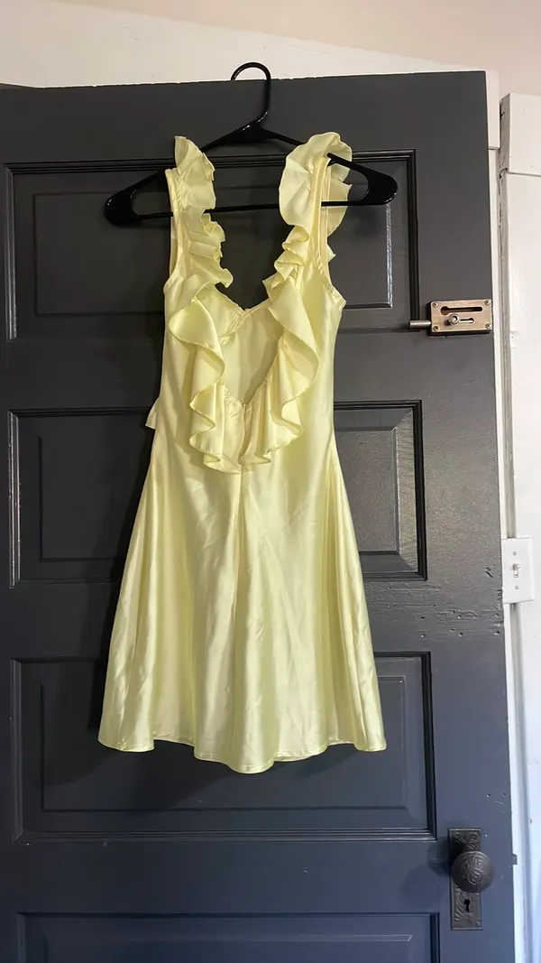 Musera silky yellow dress Size XS - Image 2