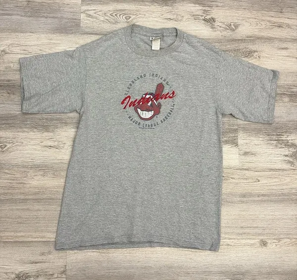 Vintage 2005 Lee Sport Gray Cleveland Indians MLB Logo Women's T-Shirt Size M - Image 2