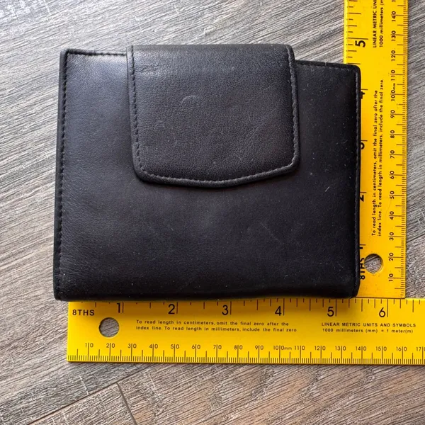 Buxton Black Leather Bifold Wallet Kiss Lock Coin Pouch ID Window Velvet Touch - Image 7