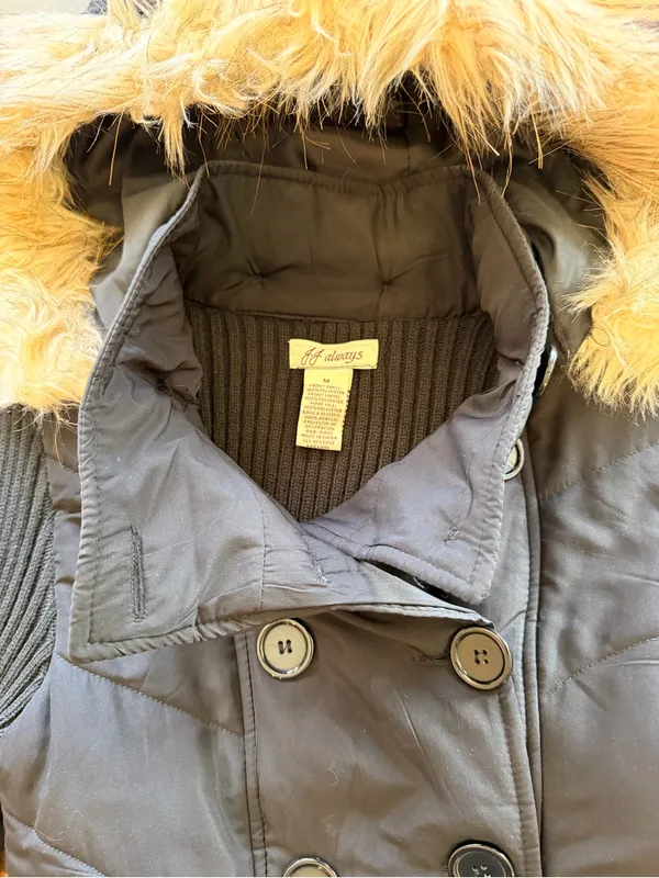 Black Puffer Coat Women’s Medium Faux Fur Hood Button Front - Image 3