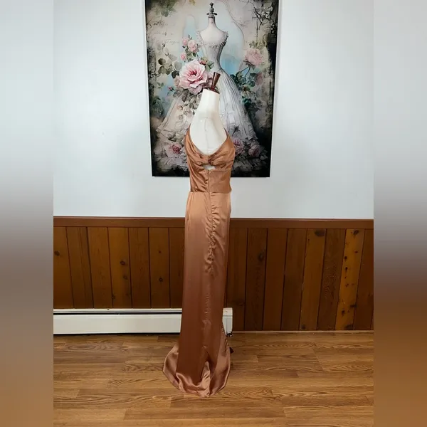 Elegant New Show Me Your Mumu Jodie Luxe Satin Dress! - Image 4