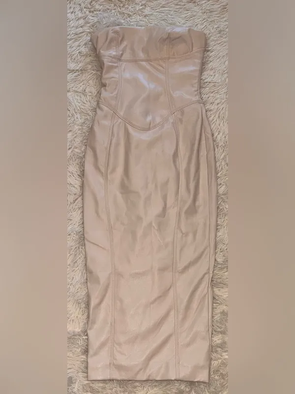 NWOT House of CB- Camilla Ivory Strapless Midi Dress Bodycon Faux Leather Sz XS - Image 4