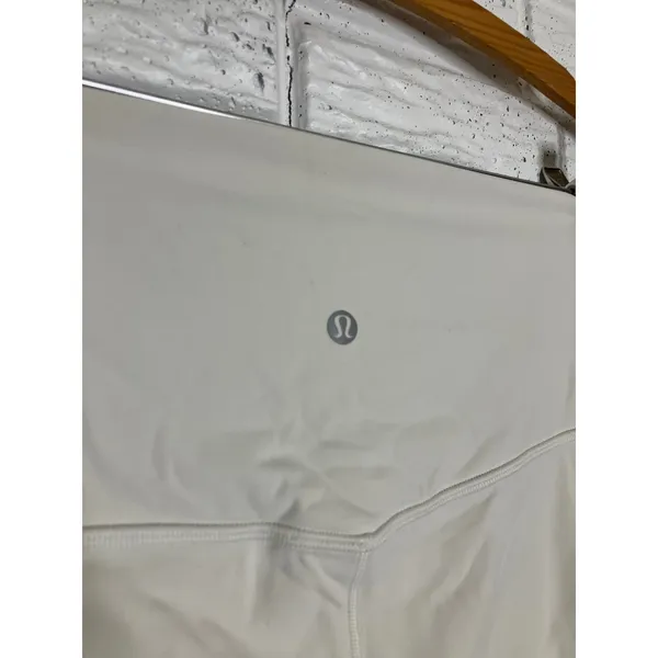 Lululemon Align high rise cropped leggings in bone women's size 14 trendy active - Image 3