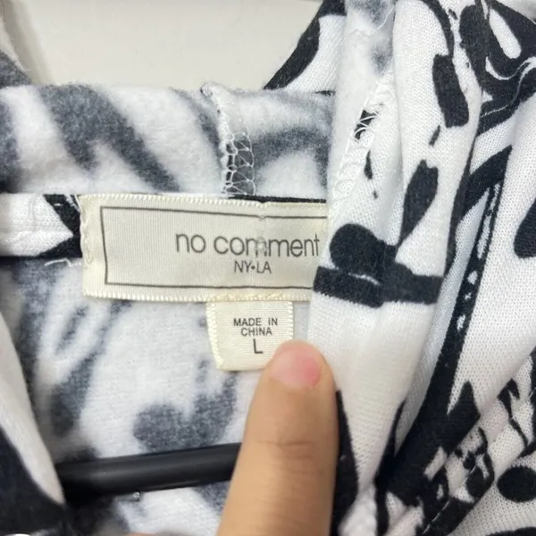 No Comment Hoodie Lightweight Cropped White/Black Size L EUC - Image 7