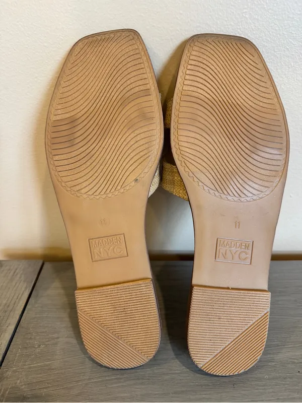 Woven Slide Sandals in Natural Straw madden size 11 rafia beige flat - Image 7