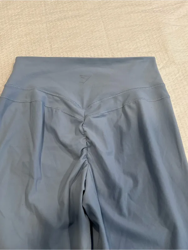 Gymshark light blue butt scrunch Whitney Simmons M women shorts - Image 5