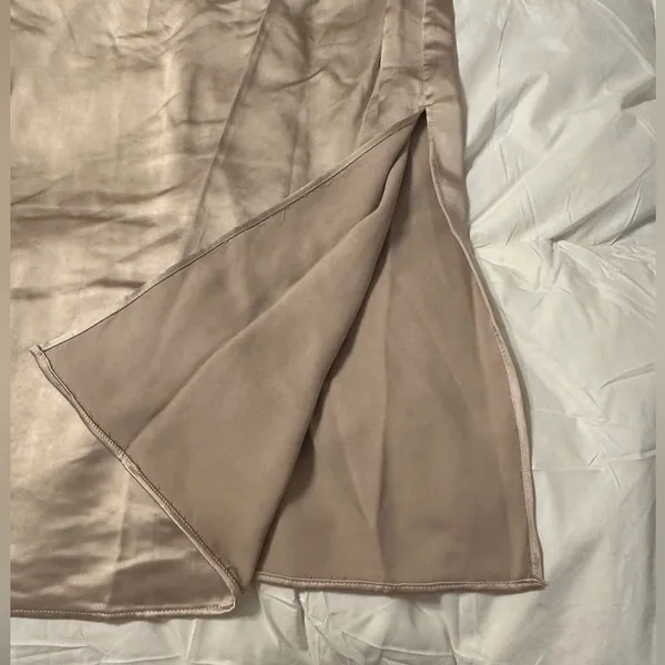 Lush Satin Mock-Neck Midi Dress - NWT - Size L - Image 6