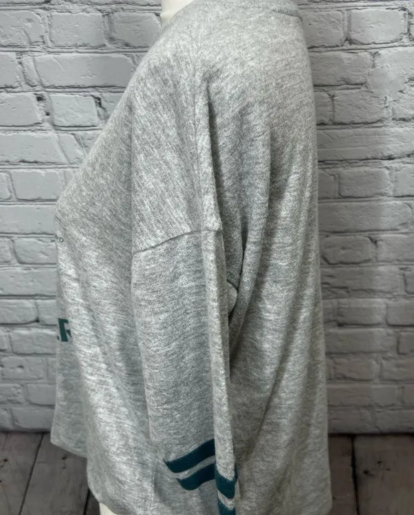NWT Stranger Things long sleeve soft top size xs - Image 3