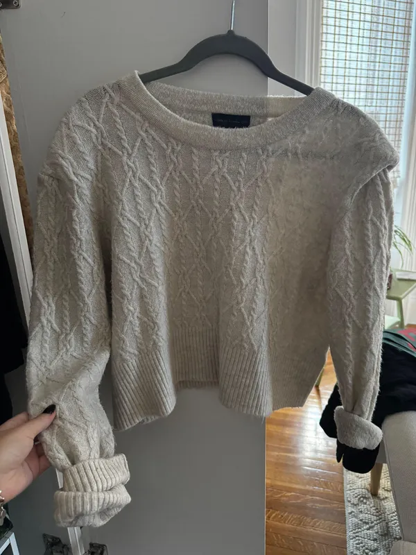 Sweater - Image 4