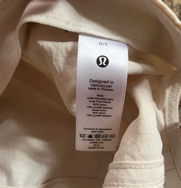 Lululemon hat  - Image 3