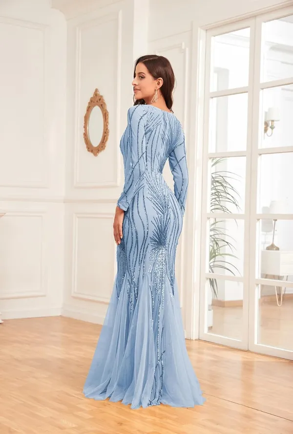 Prom/ Formal Dress Blue - Image 2